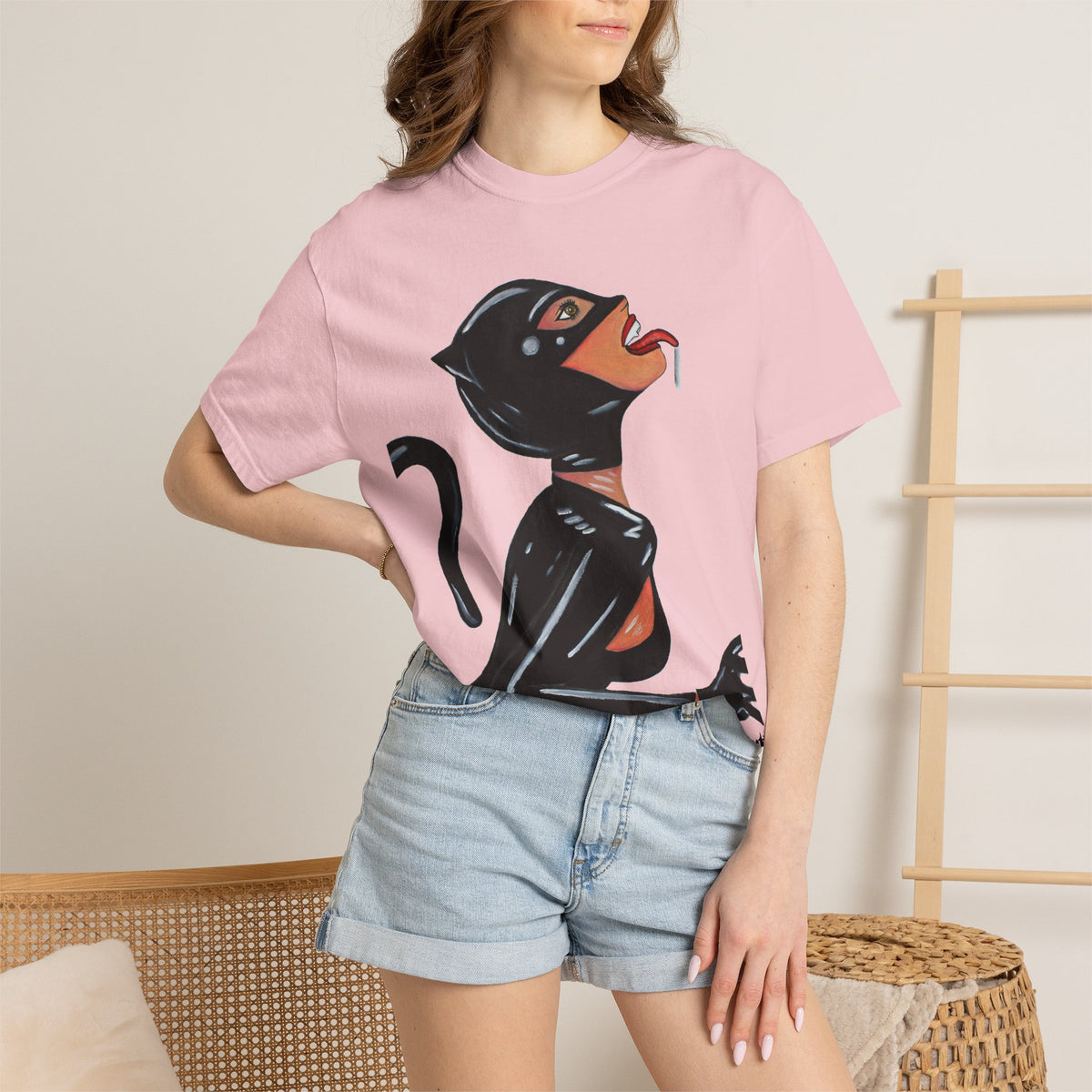 Catwoman Pinup T-Shirt — Hissoul Art Graphic Tee