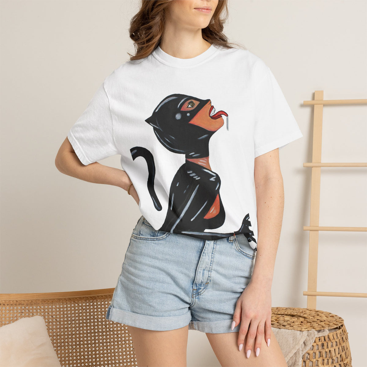 Catwoman Pinup T-Shirt — Hissoul Art Graphic Tee